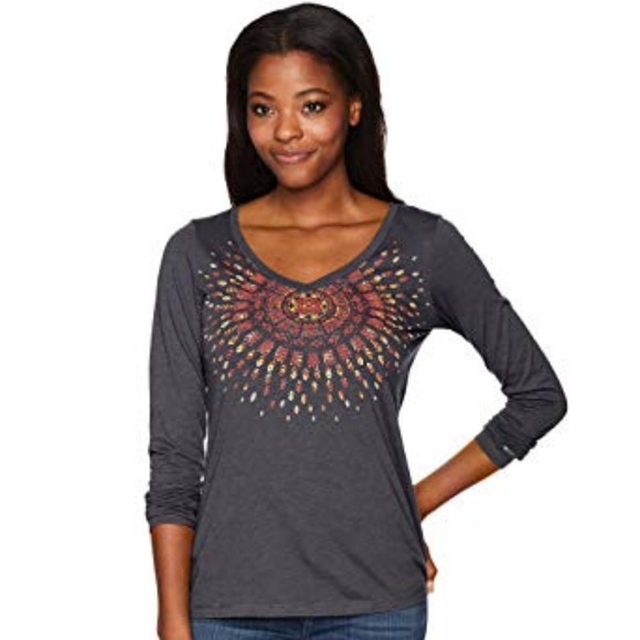 Columbia Tops - 💥SALE💥 Columbia "Radiation Road" long sleeve